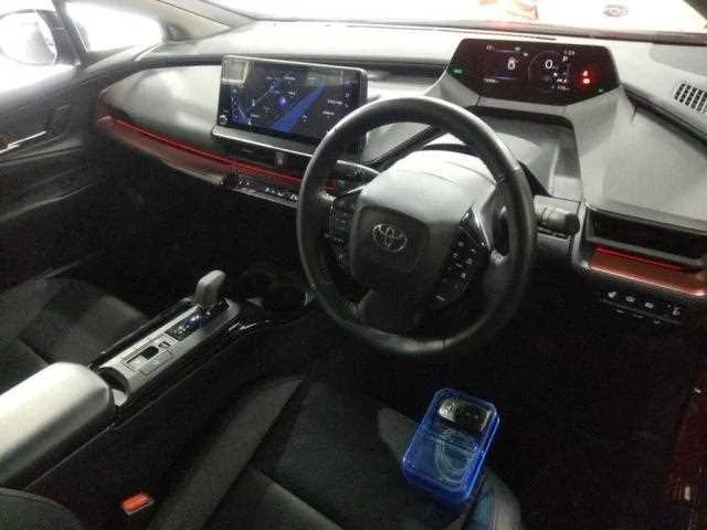 Toyota Prius 2023 — миниатюра 3