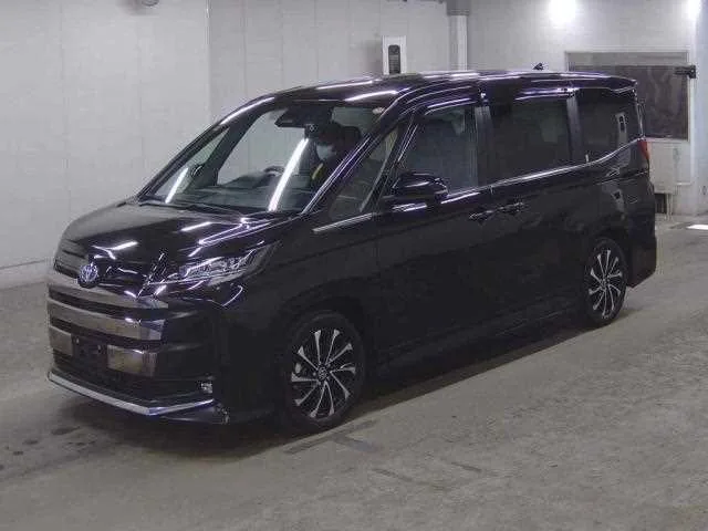 Toyota NOAH 2023 — миниатюра 2