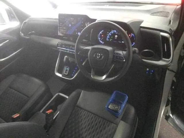 Toyota Noah 2024 — миниатюра 3