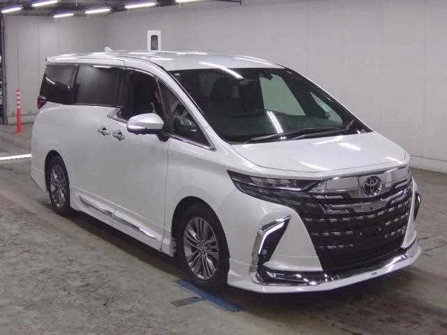 Toyota Alphard Hybrid 2024 — фото 1, купить с доставкой в Москву