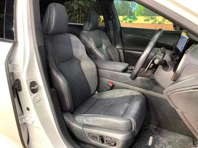 Lexus RX 2023 — миниатюра 5