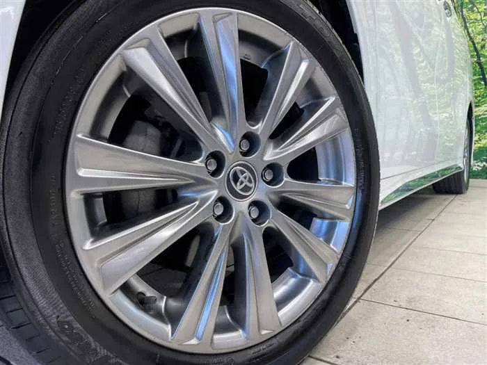 Toyota Alphard 2022 — миниатюра 2