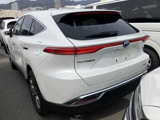 Toyota Harrier Hybrid 2023 — миниатюра 4