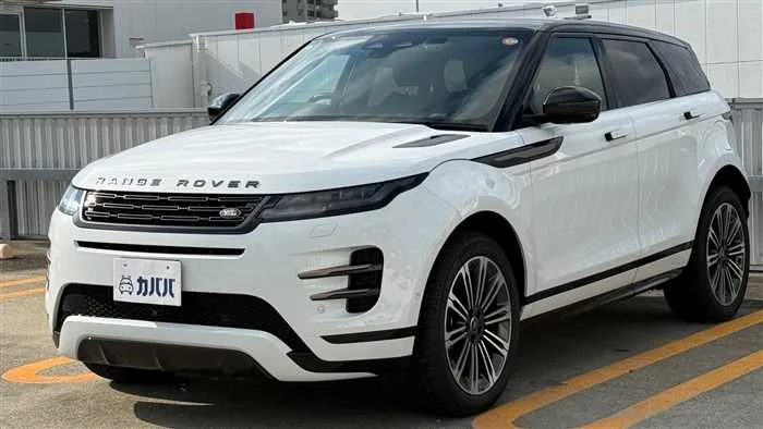 Land Rover Range Rover Evoque R- HSE P300e PHEV 4WD 2025 — фото 1, купить с доставкой в Москву