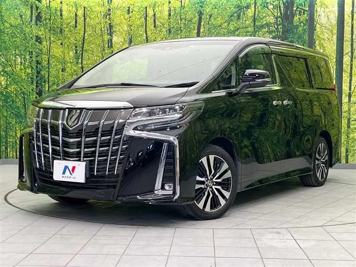 Toyota Alphard 2023 — фото 1, купить с доставкой в Москву