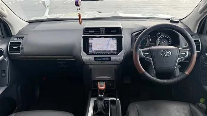 Toyota Land Cruiser Prado 2.7TX L 2022 — миниатюра 2