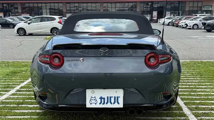 Mazda Roadster 2026 — миниатюра 4