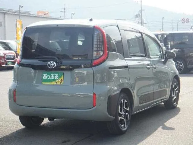 Toyota Sienta 2024 — миниатюра 3