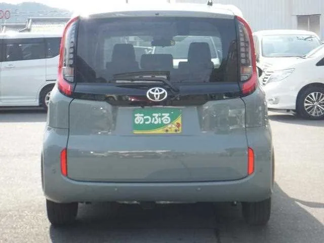 Toyota Sienta 2024 — миниатюра 4