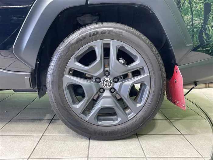 Toyota RAV4 2023 — миниатюра 5