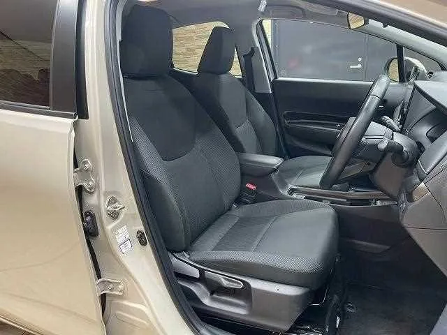 Toyota AQUA Z 2023 — миниатюра 2