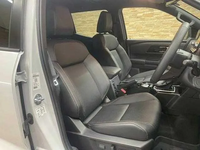 Mitsubishi Triton GSR 2024 — миниатюра 2
