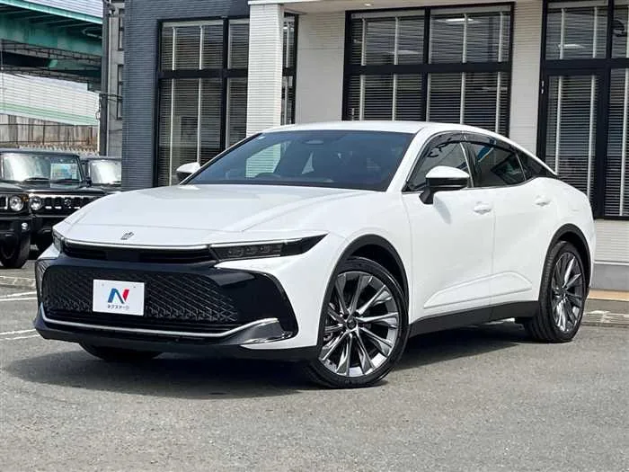 Toyota Crown 2023 — фото 1, купить с доставкой в Москву