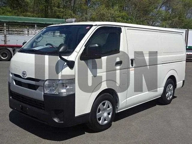 Toyota HIACE VAN 2024 — фото 1, купить с доставкой в Москву