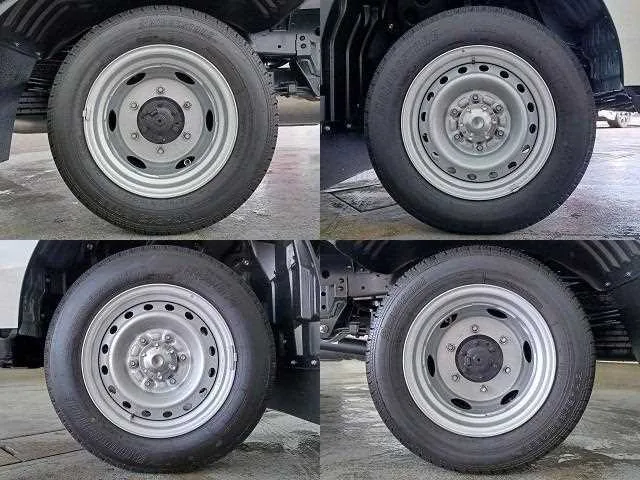Toyota Dyna Truck 2026 — миниатюра 3