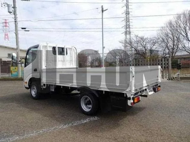 Toyota Dyna Truck 2026 — миниатюра 4