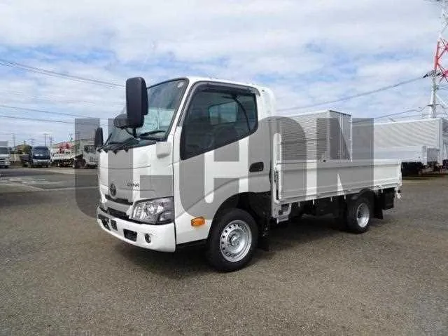 Toyota Dyna Truck 2026 — фото 1, купить с доставкой в Москву