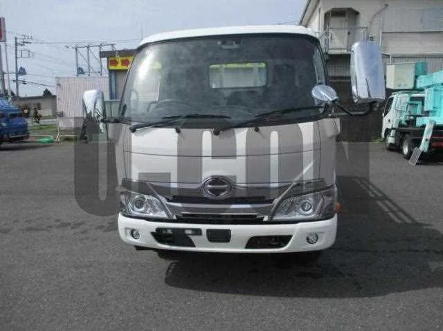 Hino Dutro 2022 — фото 1, купить с доставкой в Москву