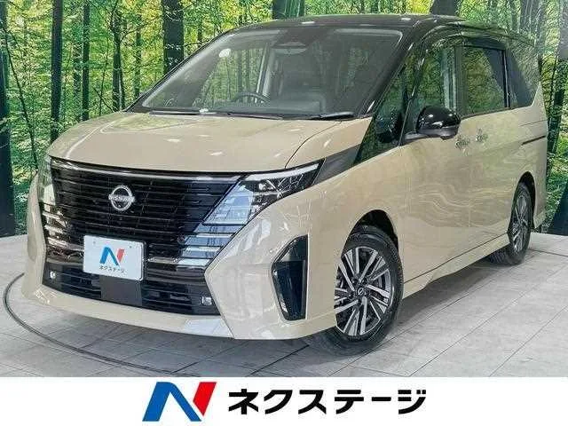 Nissan Serena 2023 — фото 1, купить с доставкой в Москву