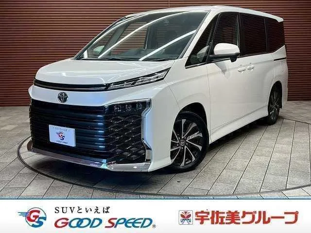 Toyota Voxy 2025 — фото 1, купить с доставкой в Москву
