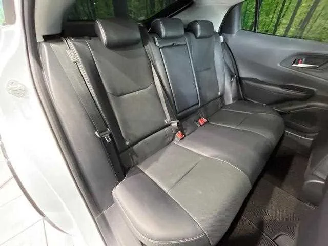 Toyota Prius 2023 — миниатюра 3