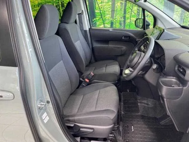 Toyota Sienta 2022 — миниатюра 5