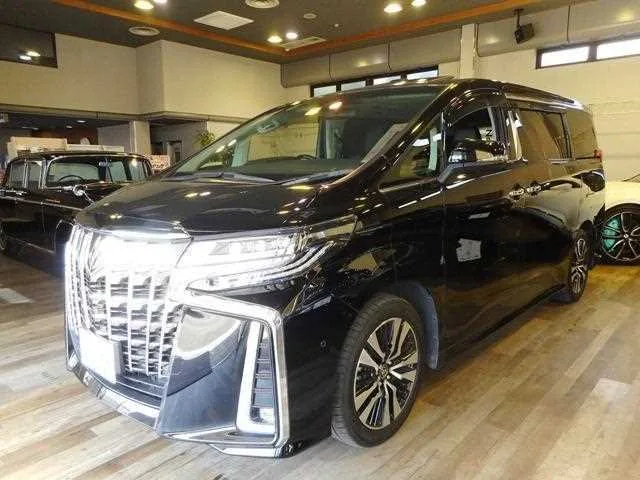 Toyota Alphard G 2022 — фото 1, купить с доставкой в Москву