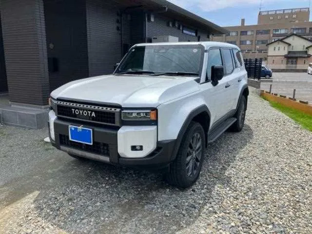 Toyota Land Cruiser ZX 2025 — фото 1, купить с доставкой в Москву