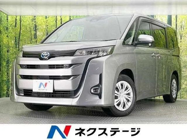 Toyota Noah 2022 — фото 1, купить с доставкой в Москву