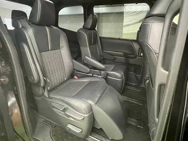 Toyota Noah 2023 — миниатюра 3