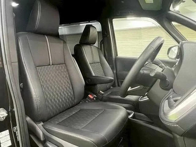 Toyota Noah 2023 — миниатюра 5