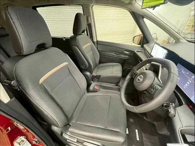 Nissan Serena 2025 — миниатюра 3