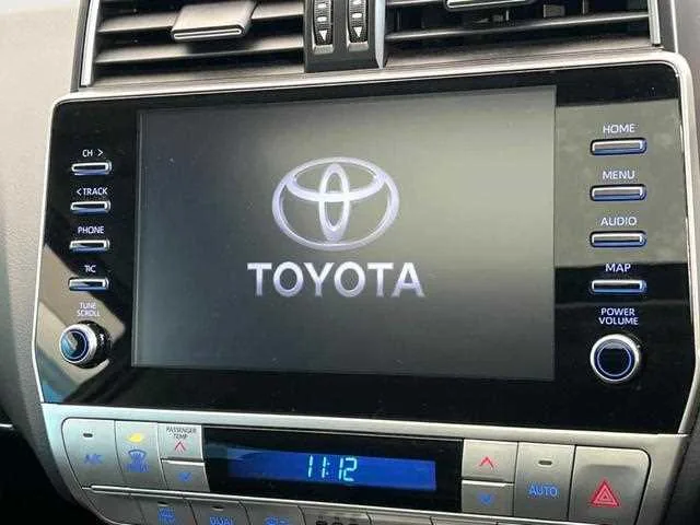 Toyota Land Cruiser Prado 2022 — миниатюра 4