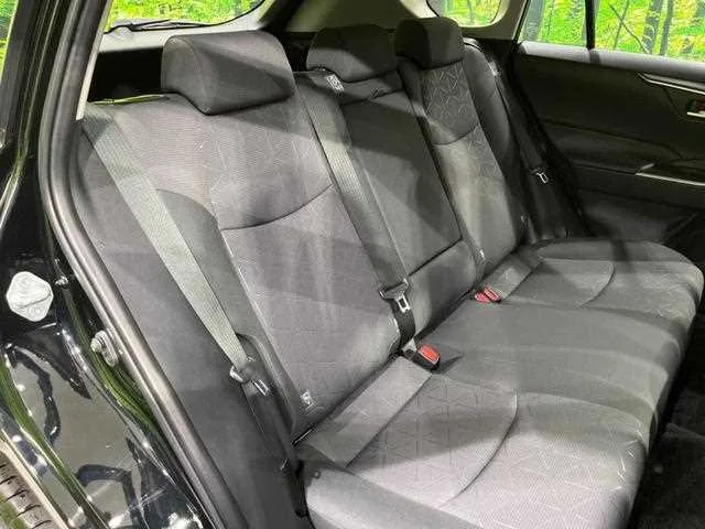 Toyota RAV4 2022 — миниатюра 3