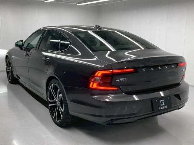 Volvo S90 2023 — миниатюра 3