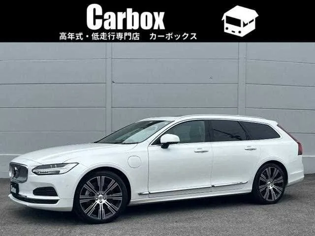 Volvo V90 2022 — фото 1, купить с доставкой в Москву