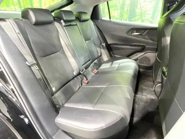 Toyota Prius 2023 — миниатюра 3