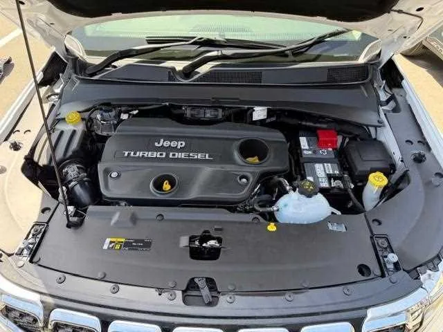 Jeep Commander 2026 — миниатюра 3