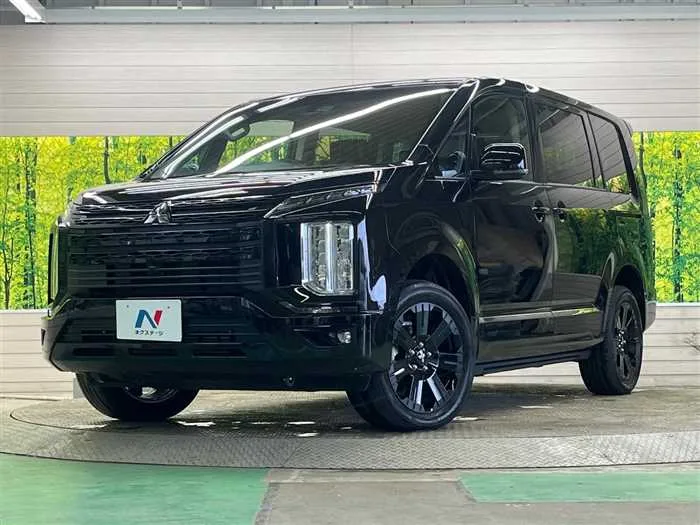 Mitsubishi Delica D:5 2025 — фото 1, купить с доставкой в Москву