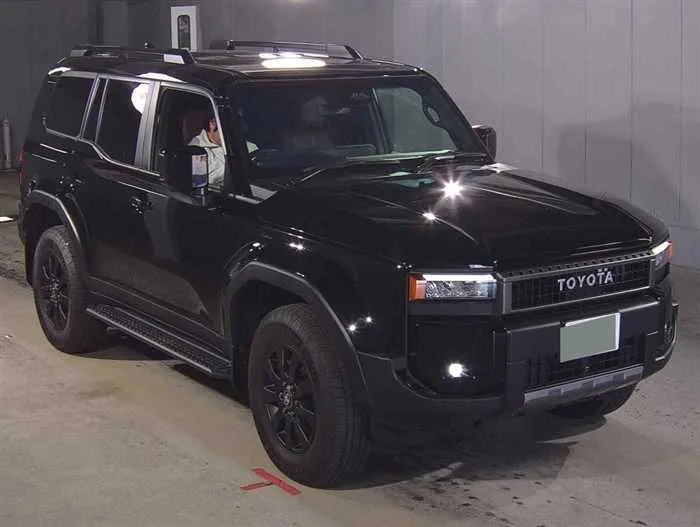 Toyota Land Cruiser 250 VX FIRST EDITION DIESEL 7-SEATS 2024 — фото 1, купить с доставкой в Москву