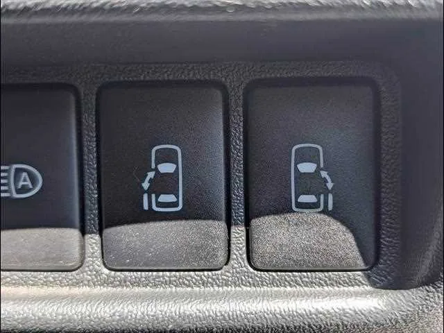 Toyota Hiace Van 2022 — миниатюра 2