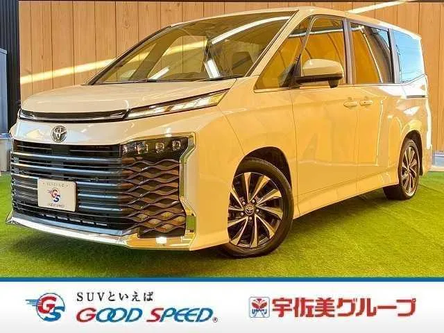 Toyota Voxy 2025 — фото 1, купить с доставкой в Москву