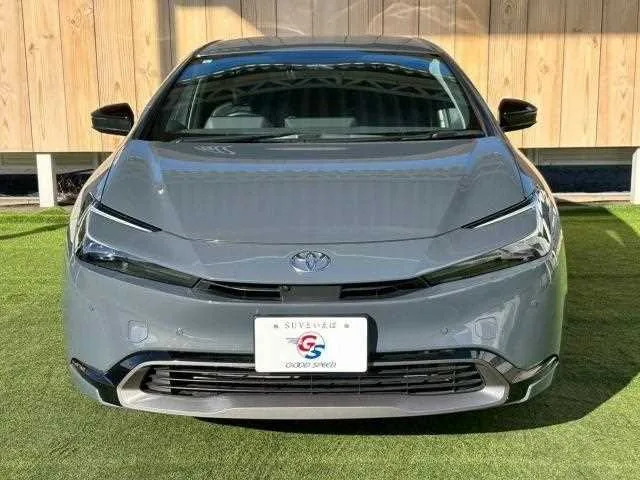 Toyota Prius Z 2024 — миниатюра 4