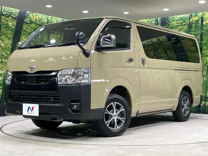 Toyota Hiace Van 2025 — фото 1, купить с доставкой в Москву