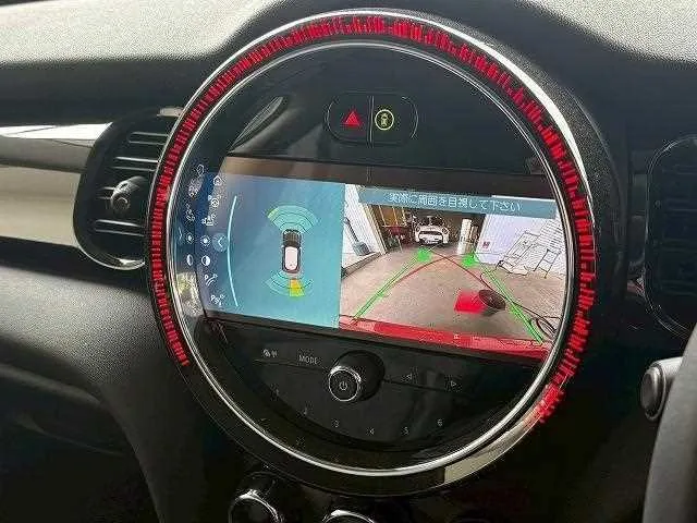 BMW MINI 2023 — миниатюра 2