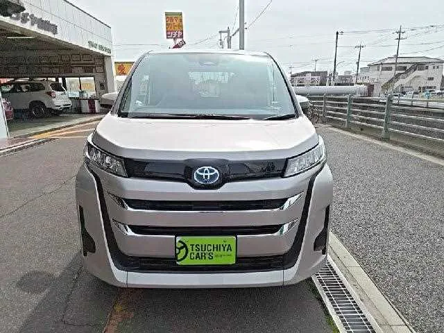 Toyota Noah 2023 — миниатюра 3
