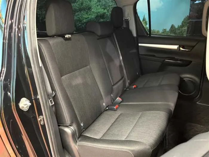 Toyota Hilux 2022 — миниатюра 3