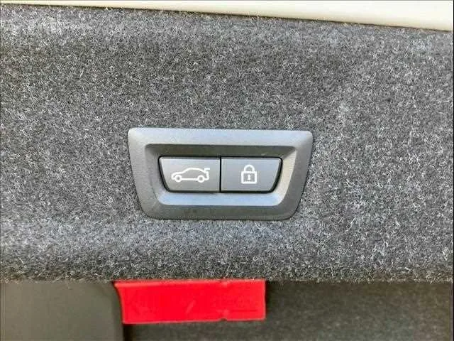 BMW 3 Series 320i M Sport 2023 — миниатюра 3