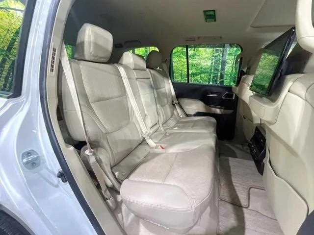 Toyota Land Cruiser 2024 — миниатюра 3