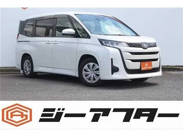 Toyota Noah 2024 — фото 1, купить с доставкой в Москву